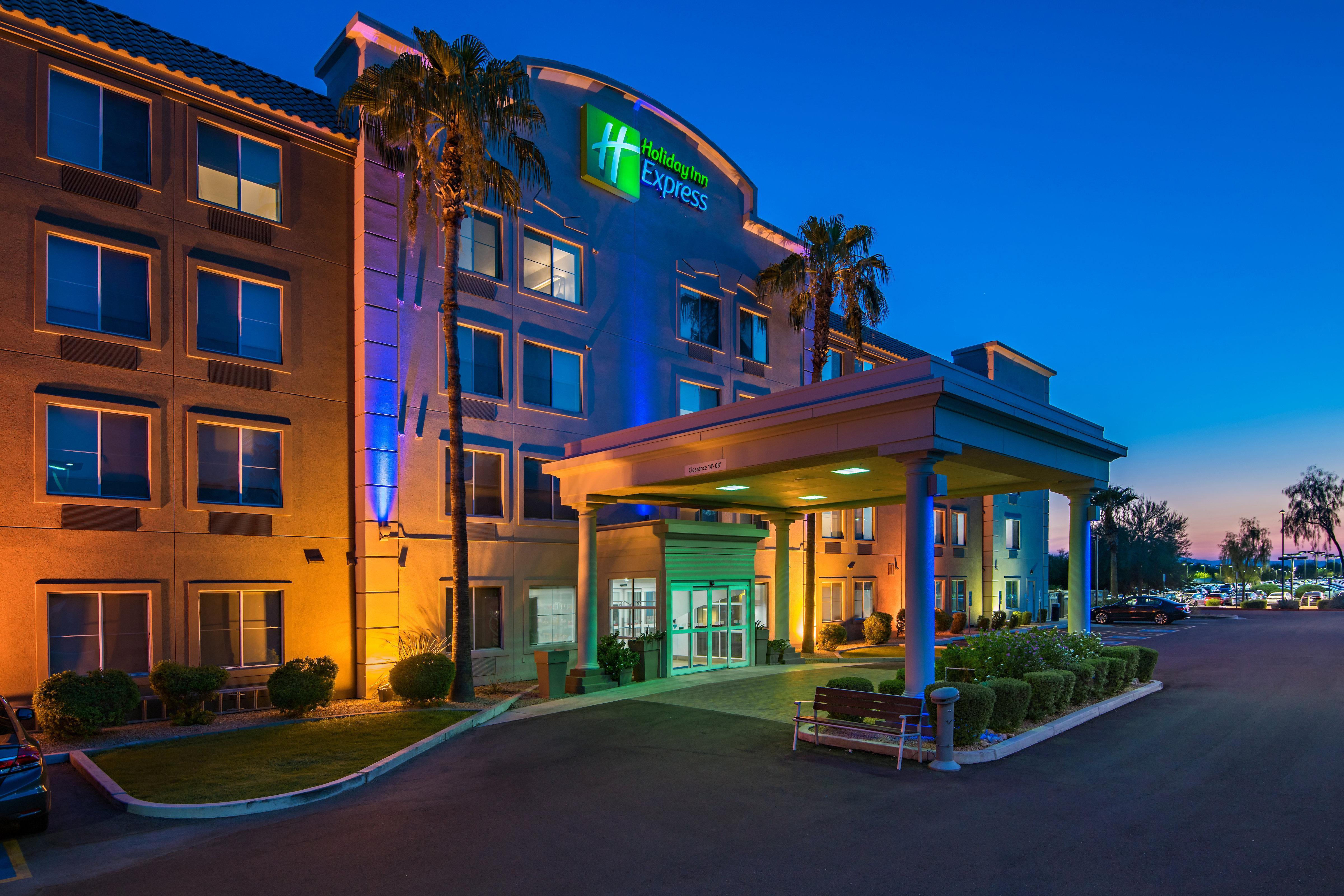 Holiday Inn Express Peoria North - Glendale By Ihg Eksteriør billede