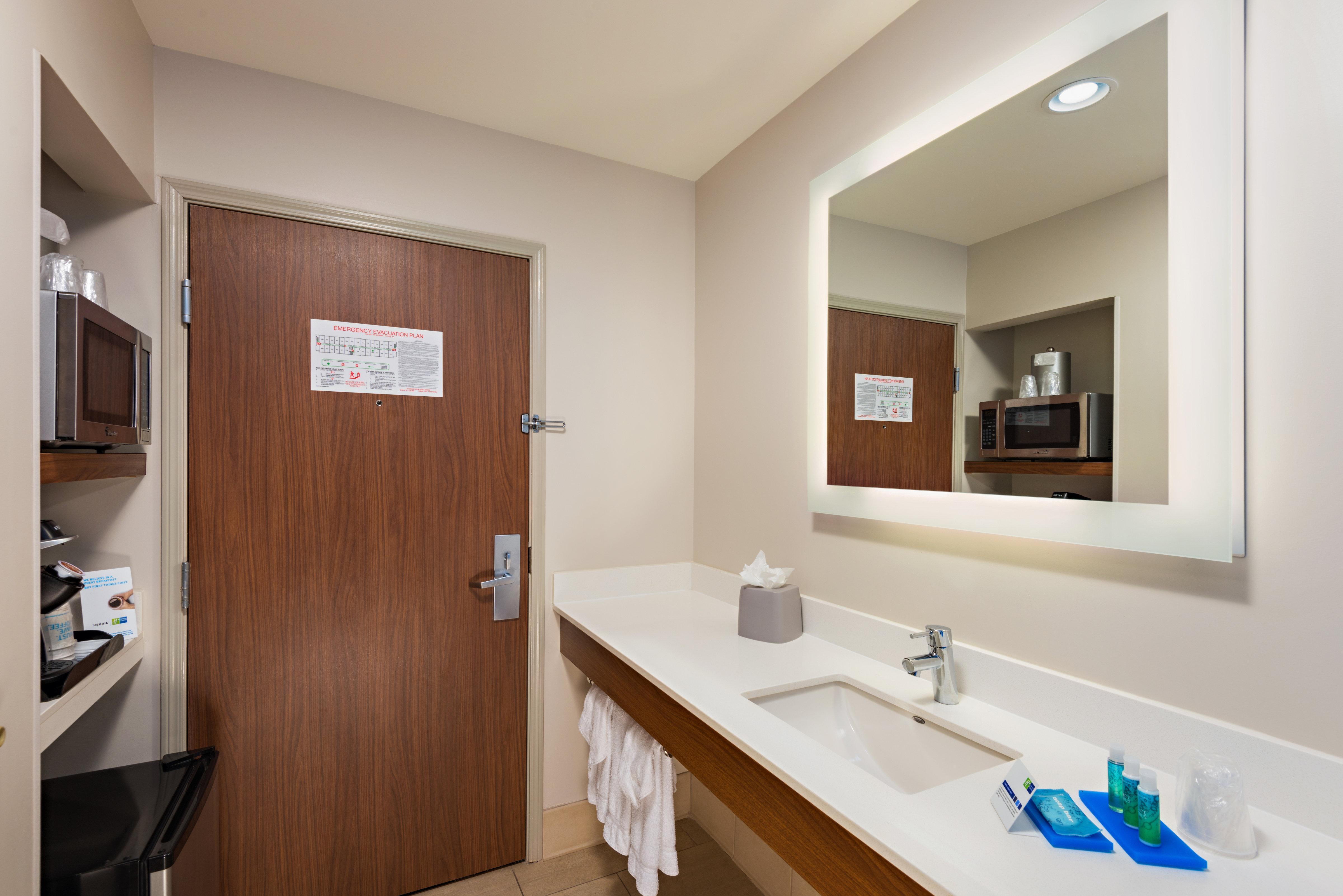 Holiday Inn Express Peoria North - Glendale By Ihg Eksteriør billede