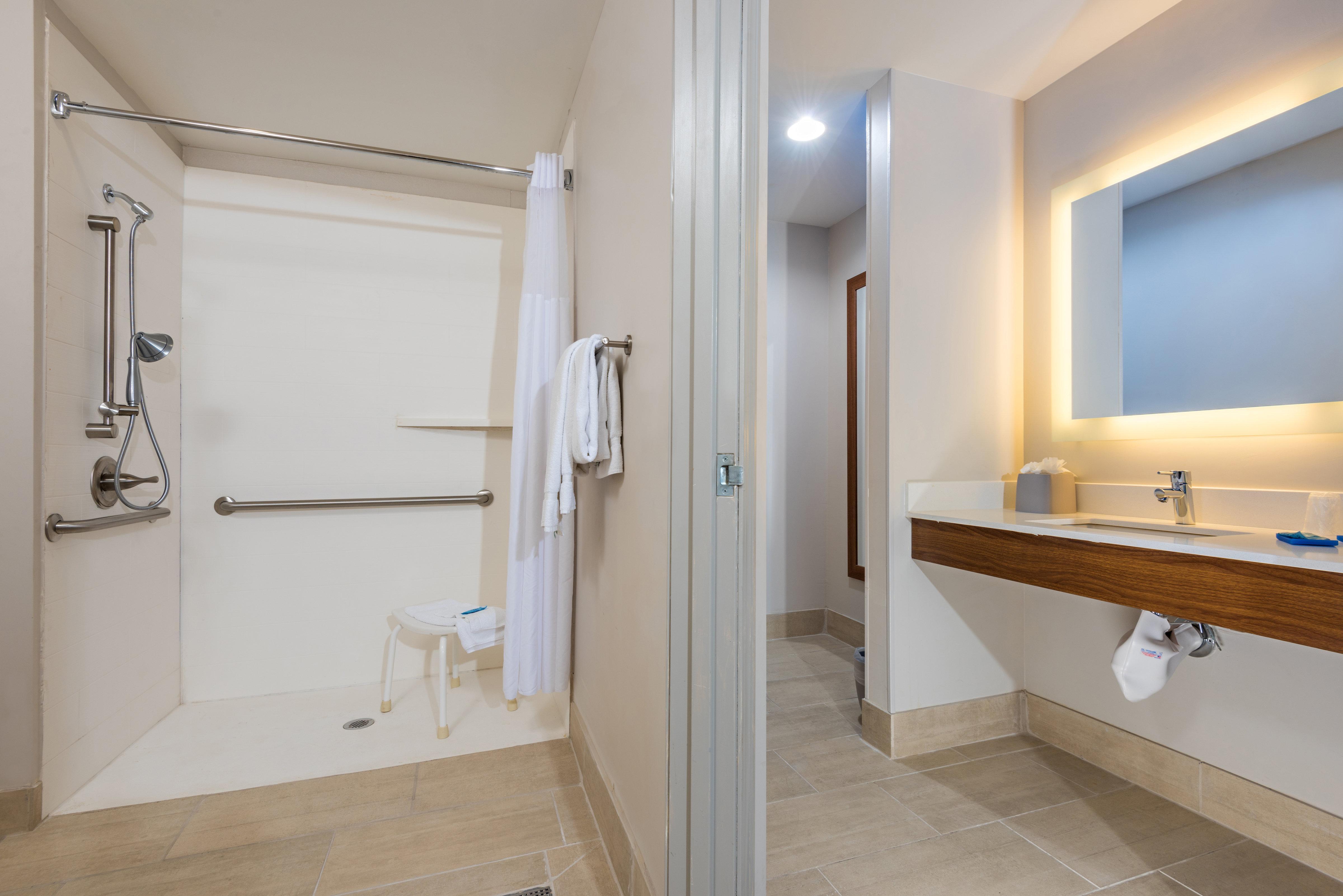 Holiday Inn Express Peoria North - Glendale By Ihg Eksteriør billede