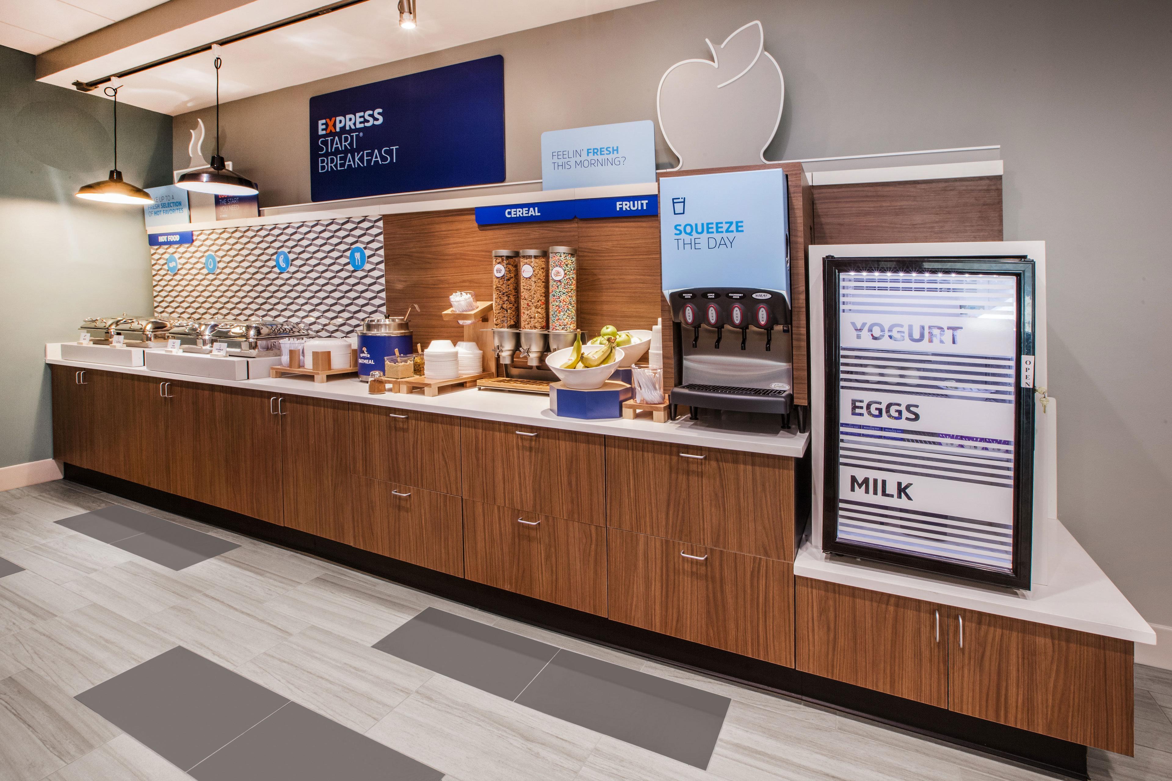 Holiday Inn Express Peoria North - Glendale By Ihg Eksteriør billede
