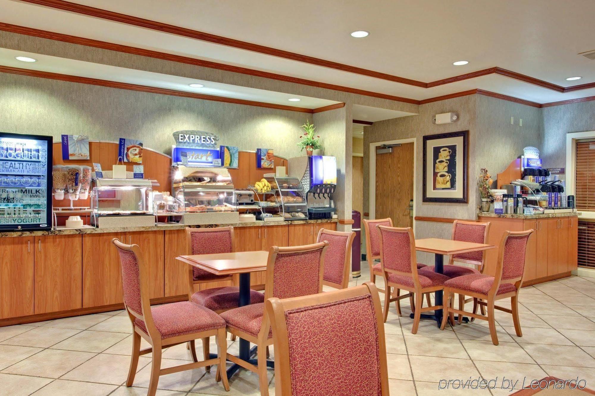 Holiday Inn Express Peoria North - Glendale By Ihg Eksteriør billede